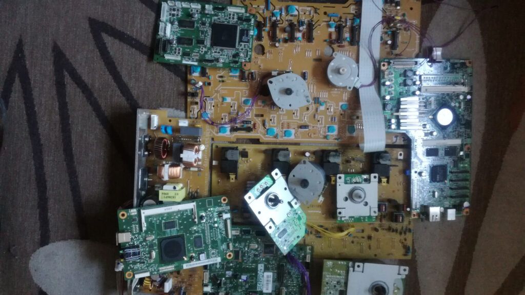 componentes OKI y HP