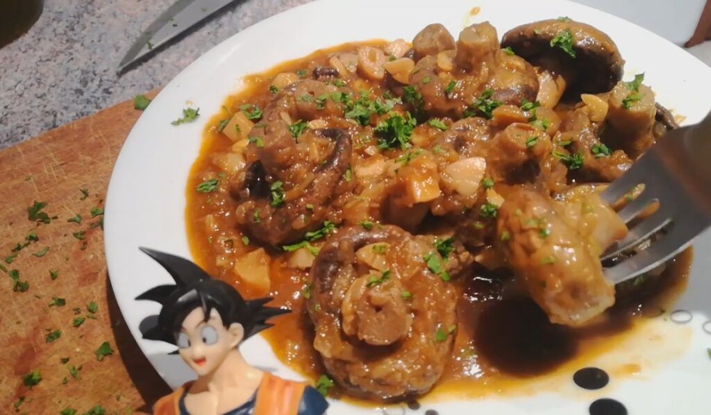 champiñones al ajillo